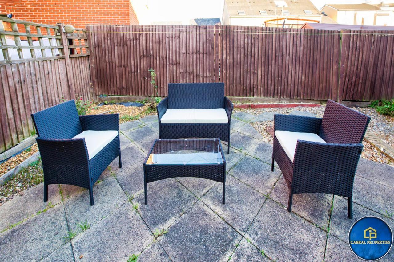 3bed House In By Cabralproperties - Free Parking, Contractors House Reading