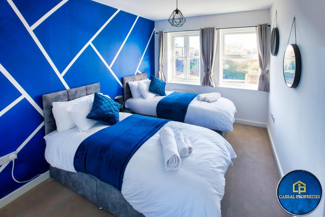 Apartment 3bed House In By Cabralproperties - Free Parking, Contractors House Reading